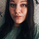 Cassandra, 33 года