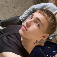 Фотография мужчины Andriy, 19 лет из г. Киев
