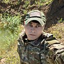 Денис, 33 года