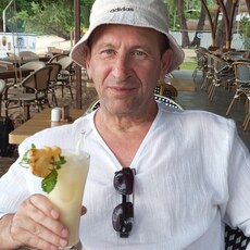 Валерий, 54 из г. Санкт-Петербург.