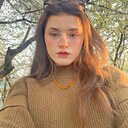 Вика, 24 года