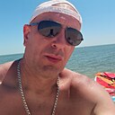 Игорь, 44 года