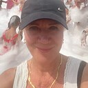 Elena, 61 год