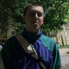Фотография мужчины Вадим, 19 лет из г. Кривой Рог
