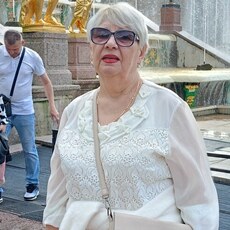 Фотография девушки Лариса, 68 лет из г. Санкт-Петербург