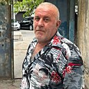 Шах, 52 года
