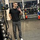 Денис, 23 года