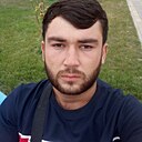 Лутфулло, 22 года