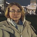 Полина, 22 года
