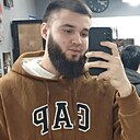 Yunus, 24 года