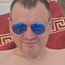 Victor, 44 года
