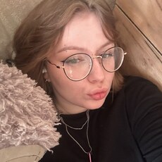 Фотография девушки Ксения, 19 лет из г. Нижний Тагил