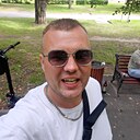 Гарри, 33 года