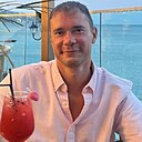 Max, 32 года