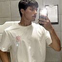Асад, 23 года