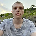 Максим, 21 год