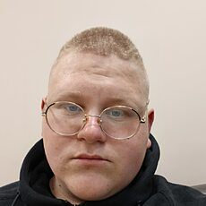 Фотография мужчины Влад, 22 года из г. Воронеж