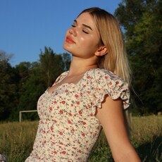 Фотография девушки Віолетта, 18 лет из г. Днепр