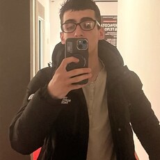 Фотография мужчины Намиг, 18 лет из г. Череповец