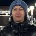 Али Али, 31 год