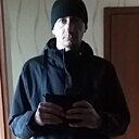 Холостяк, 43 года