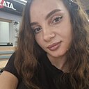 Ona, 32 года