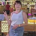 Lg, 44 года