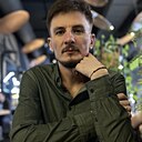 Den, 32 года