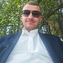 Максим, 22 года