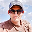 Юрий, 32 года