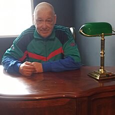 Олег, 61 из г. Челябинск.