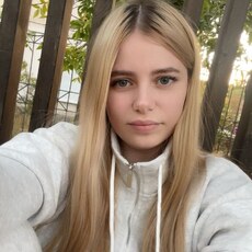 Фотография девушки Алена, 27 лет из г. Гуково