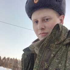 Фотография мужчины Саша, 21 год из г. Краснокамск