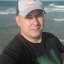 Виктор, 33 года