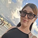 No Name, 34 года