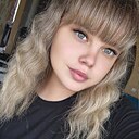 Полина, 23 года
