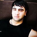 Али, 31 год