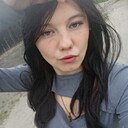 Julia, 21 год