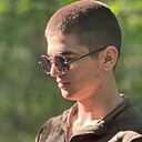 Ильяс, 21 год