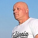 Aleksandr, 44 года