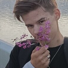 Фотография мужчины Савелий, 19 лет из г. Сыктывкар