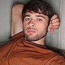 Hakimi, 22 года