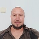 Саша, 44 года