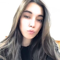 Фотография девушки Karina, 21 год из г. Астана