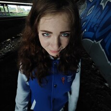 Оксана, 18 из г. Барнаул.