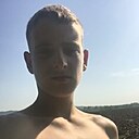 Артём, 24 года