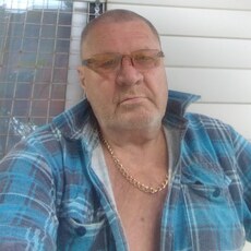 Владимир, 61 из г. Санкт-Петербург.