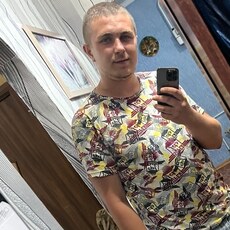 Фотография мужчины Максим, 20 лет из г. Донецк (Ростовская Обл.)