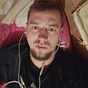 Макс, 24 года