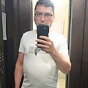 El, 42 года